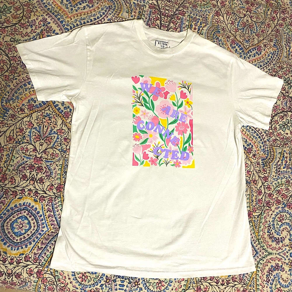 T-shirt - Picture 2 of 2